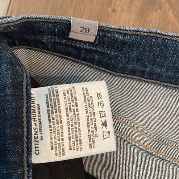 Citizen of Humanity jeans with studded slit around bottom of legs. - Picture 4 of 8